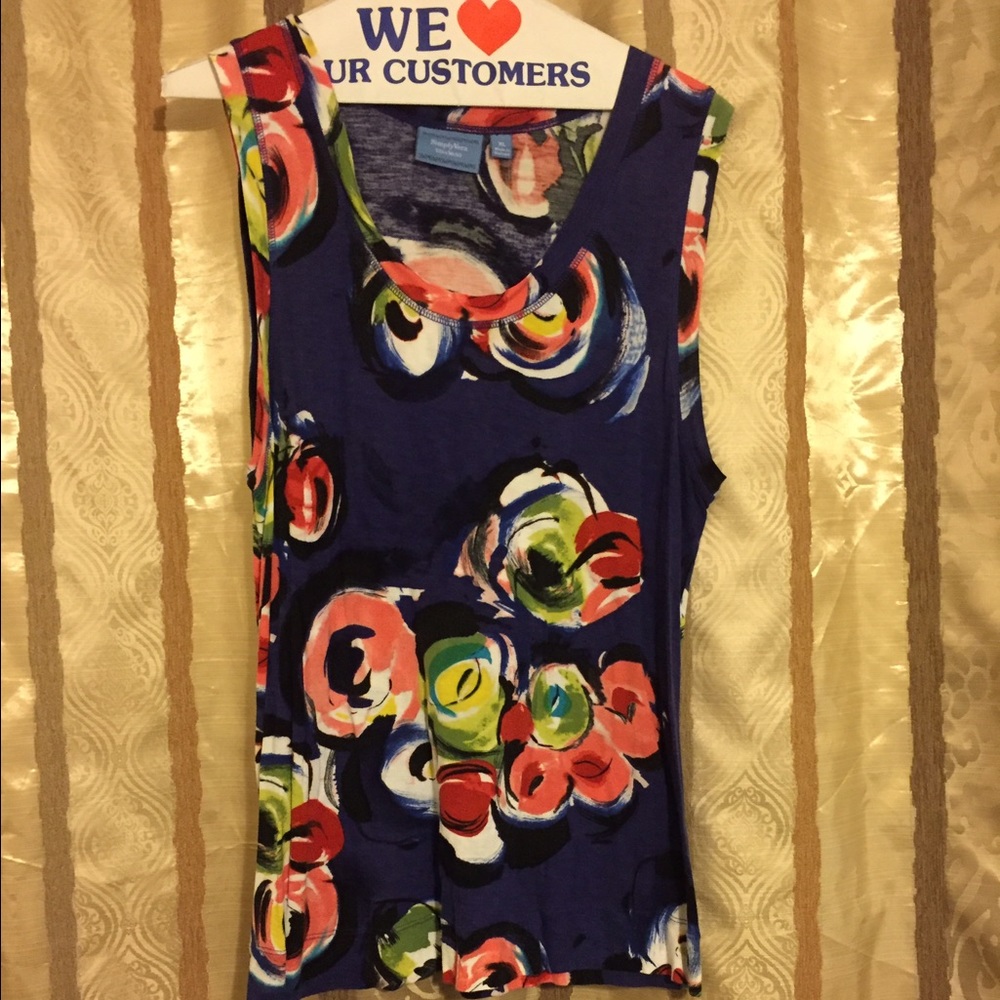 Vera Wang sleeveless floral top.